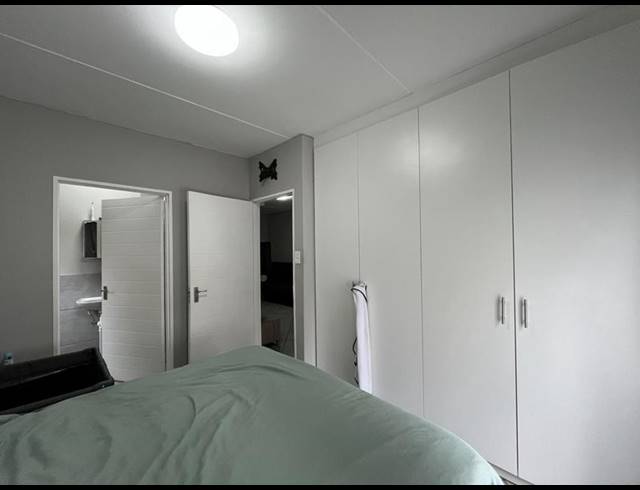 2 BEDROOM PROPERTY TO RENT IN NORTON'S HOME ESTATE